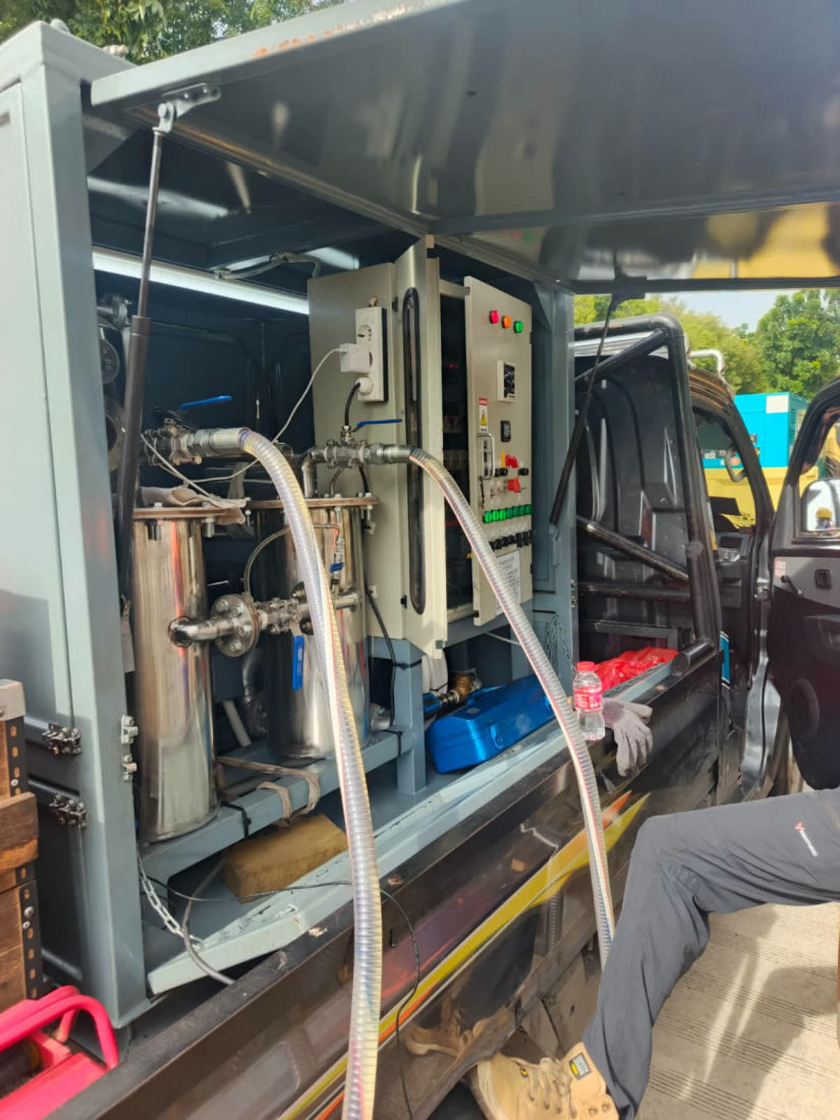 Unit purifikasi minyak dielektrik