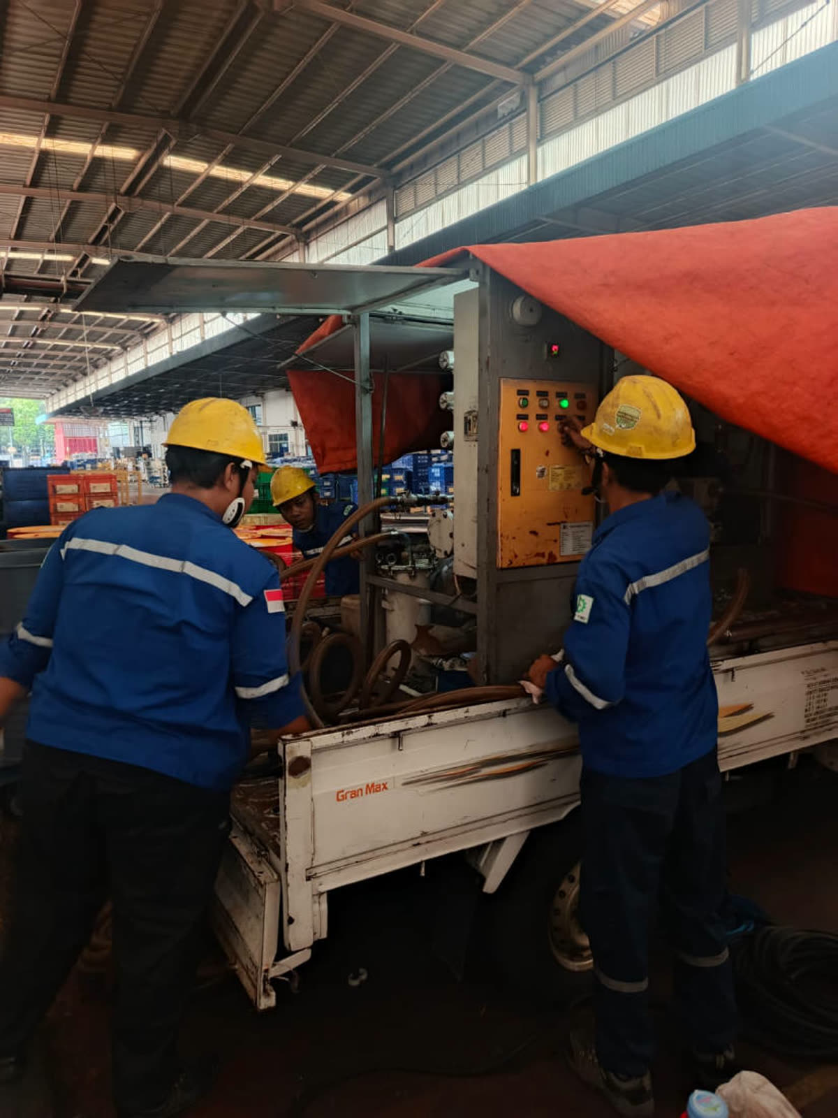 Filtering minyak trafo di lokasi