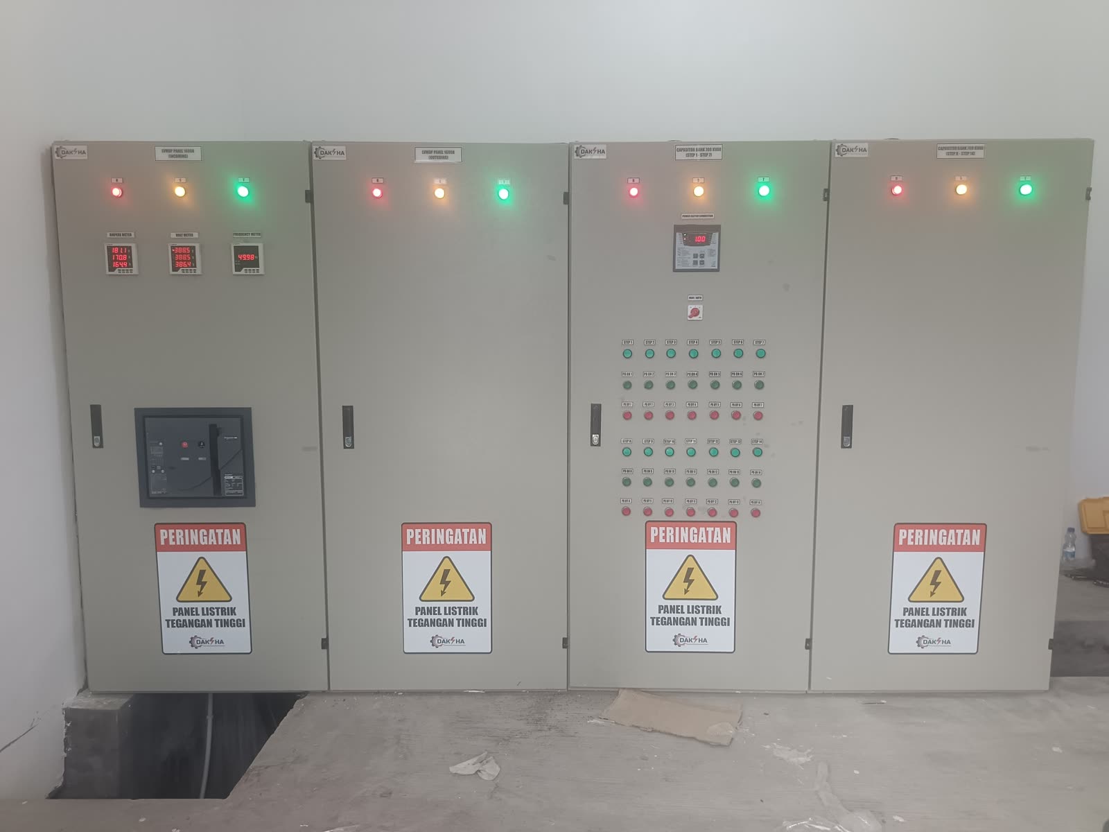 LVMDP 1600 A & capacitor bank 700 kVAR rakitan DPM &mdash; PT Ratu Makmur Abadi